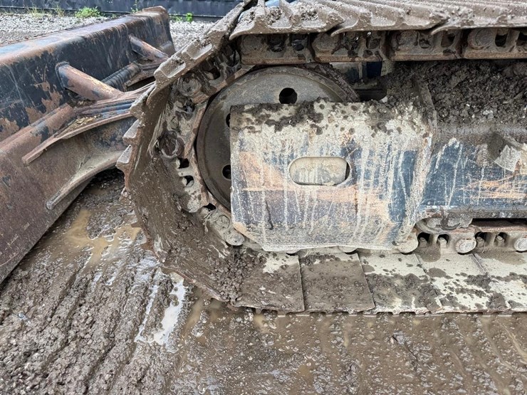 2019-bobcat-e145-image-17
