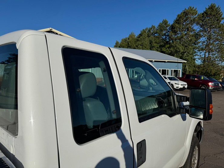 2015-ford-f350-image-24