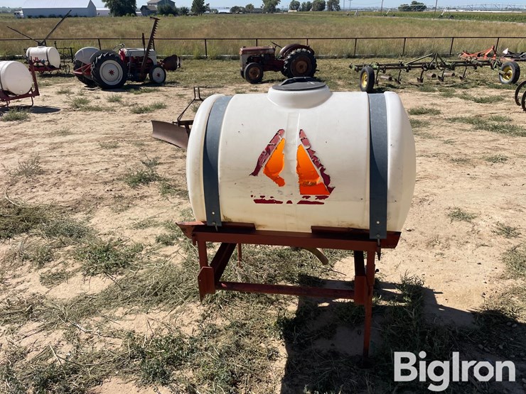 3-pt-sprayer-tank-image-6