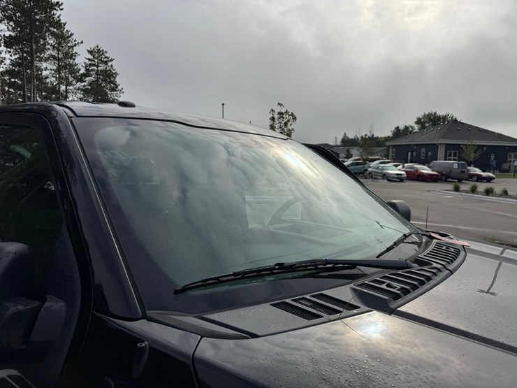 2015-ford-f150-xlt-image-24