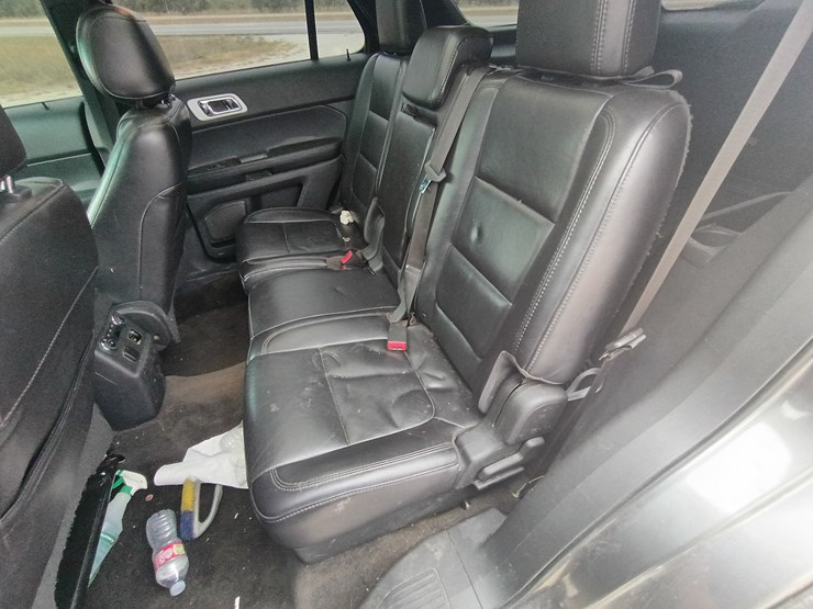 2013-ford-explorer-image-58
