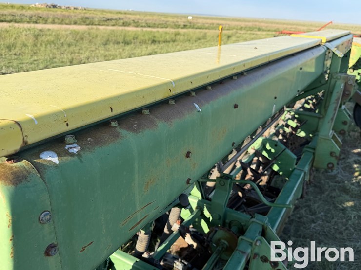 john-deere-520-image-16
