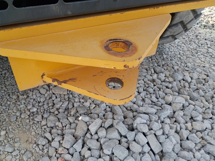 2008-deere-670d-image-62