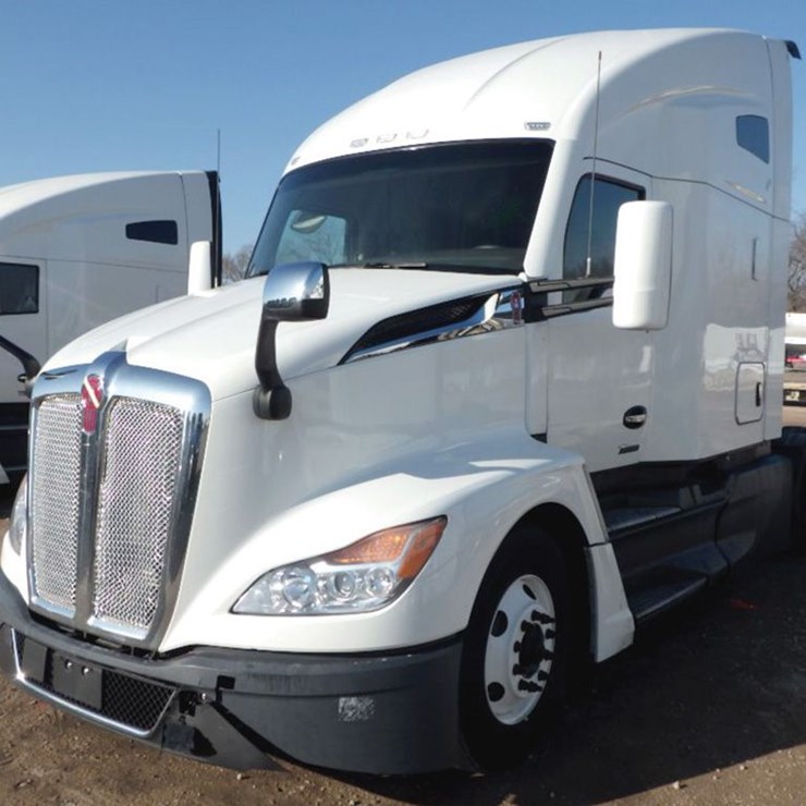 2023 KENWORTH T680