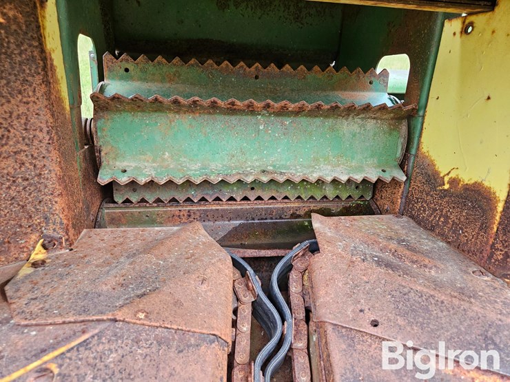 john-deere-34-image-19