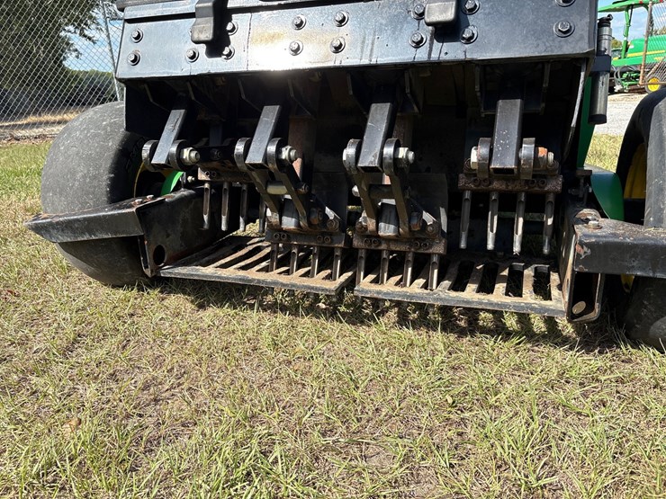 2003-john-deere-aerocore-800-image-5