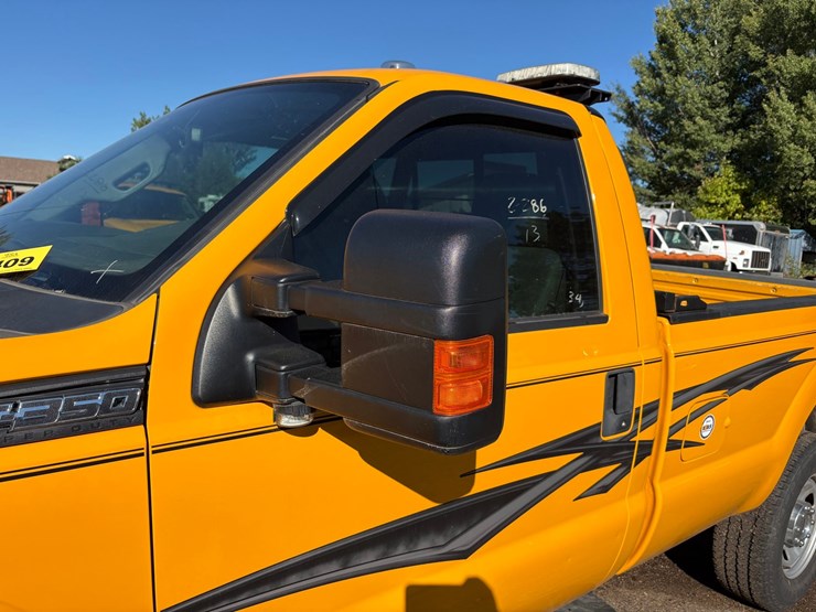 2013-ford-f350-image-18