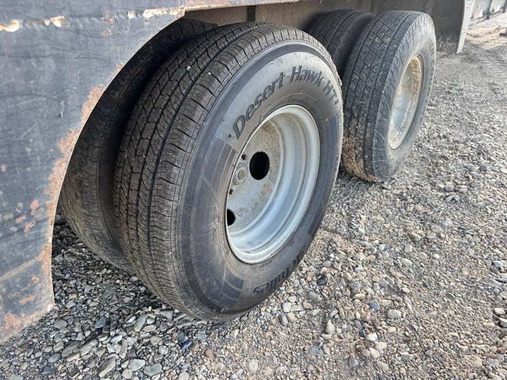 #8738-•-40'-shop-made-stock-trailer-image-10