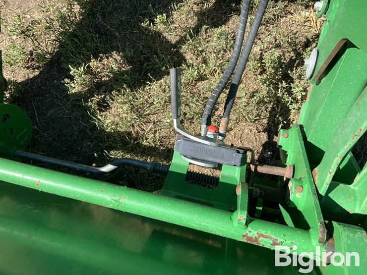 2016-john-deere-6175r-image-11