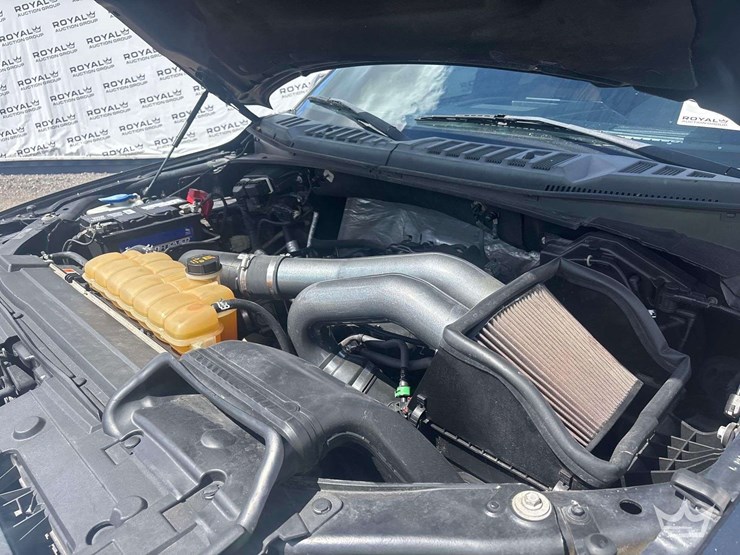 2016-ford-f150-image-9