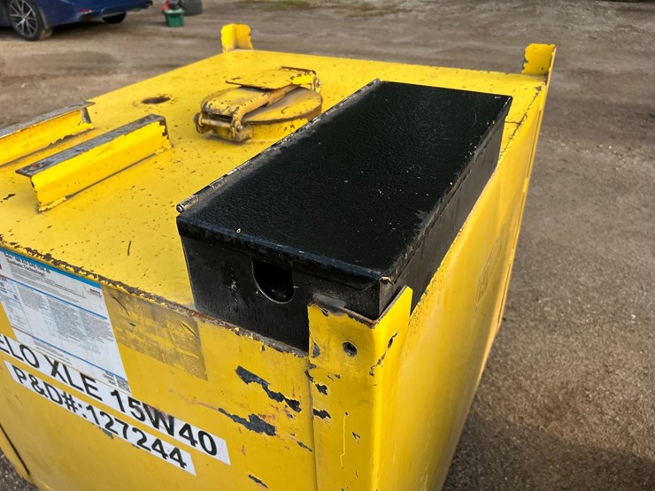 #2773-•-approx-300-gallon-forkable-transfer-tank-image-6
