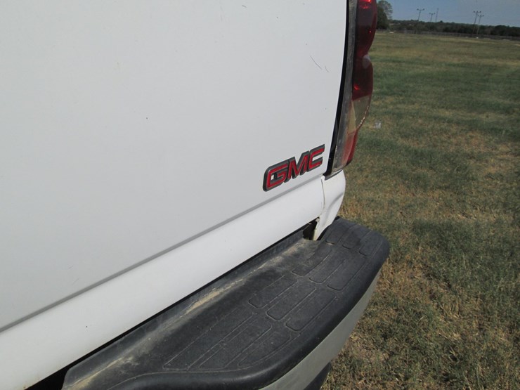 2007-chevrolet-2500hd-image-10