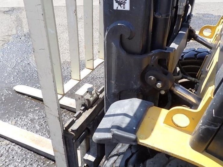2006-yale-glp080vxngse090-forklift-image-8