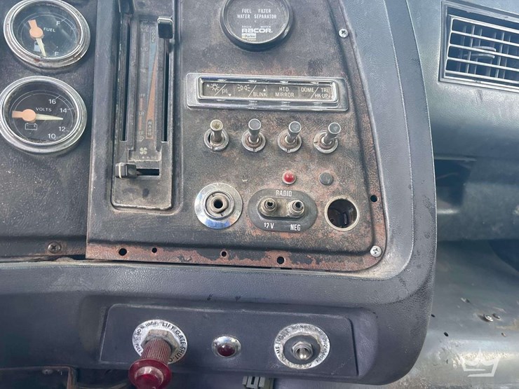 1994-ford-ln8000-image-17