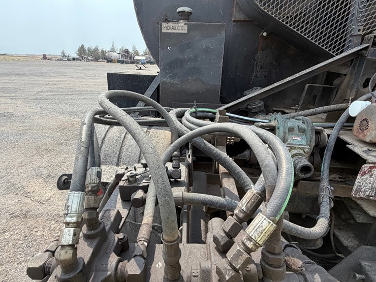1996-cummins-m11-image-57
