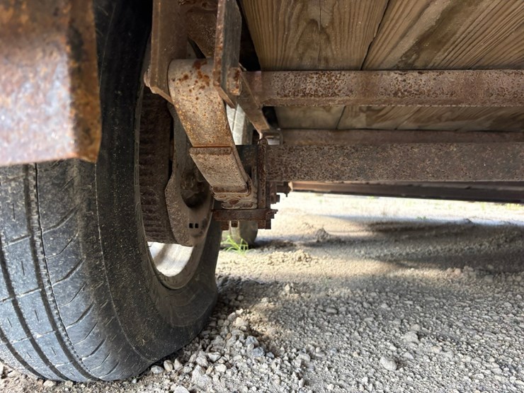 #2403-•-2015-load-trail-16'-trailer-image-21