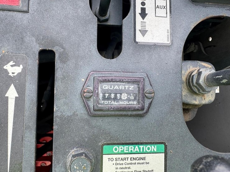 2019-bobcat-mt85-image-23