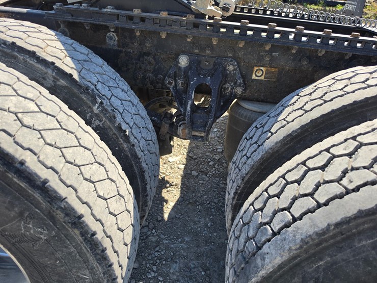 2018-kenworth-t800-image-115