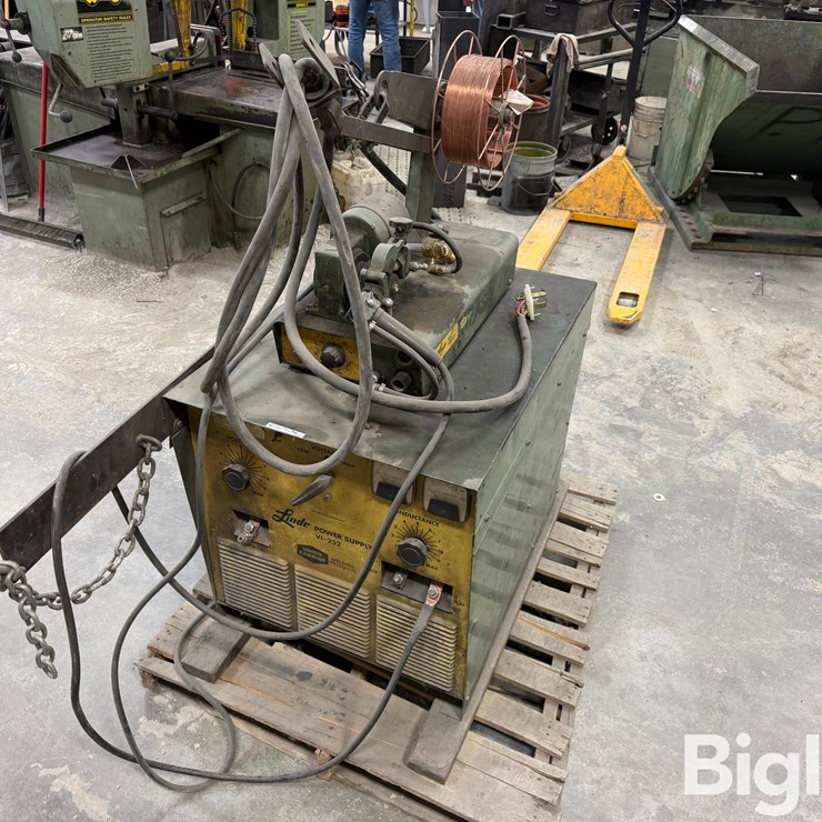 Linde VI-252 Welder