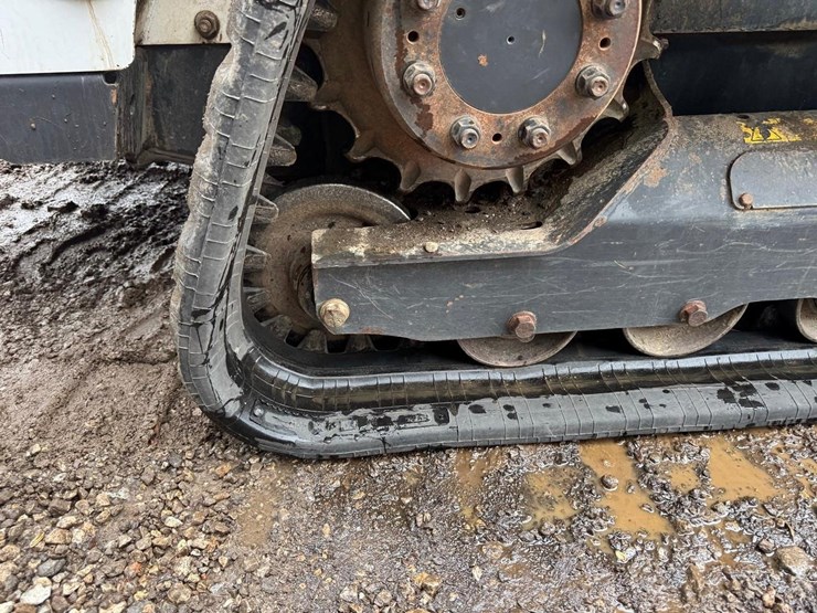 2016-bobcat-t650-image-19