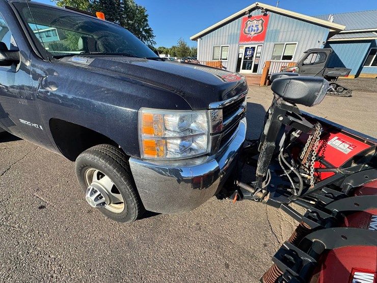 2008-chevrolet-3500hd-image-27