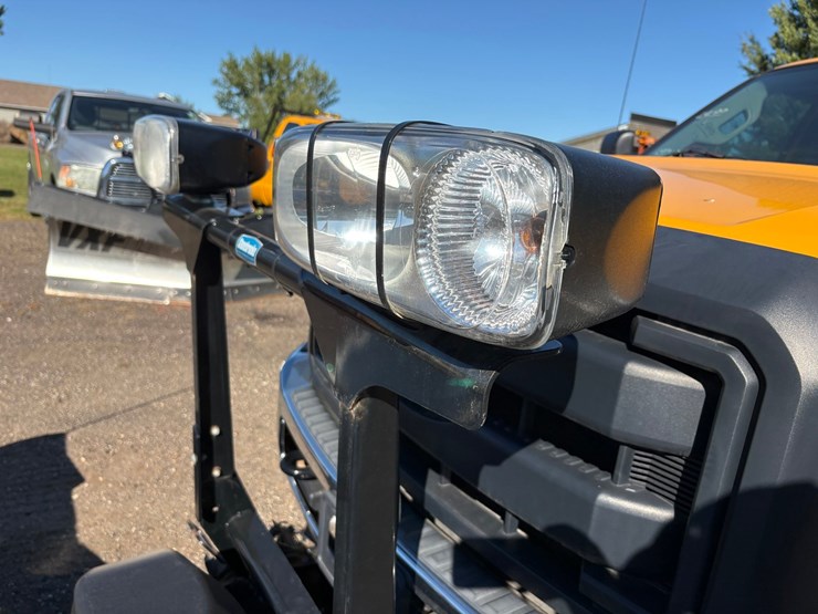 2013-ford-f350-image-34