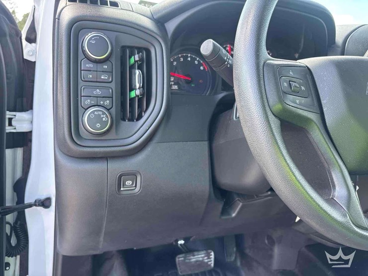 2022-chevrolet-silverado-1500-image-14