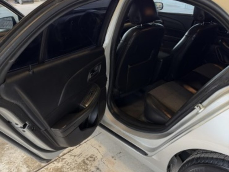 2016-chevrolet-malibu-limited-sdn-image-33