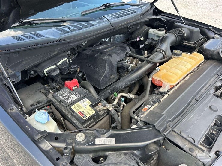 2017-ford-f150-image-12