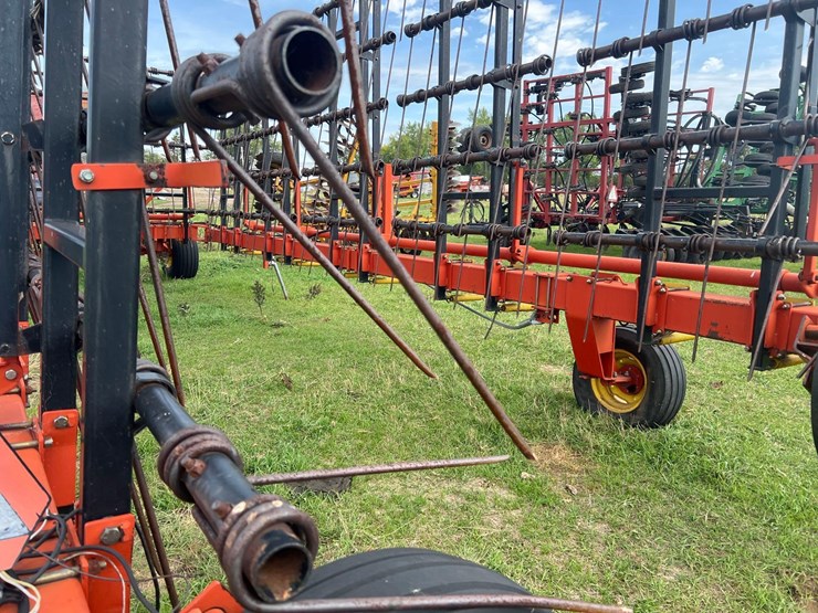 bourgault-7200-image-11