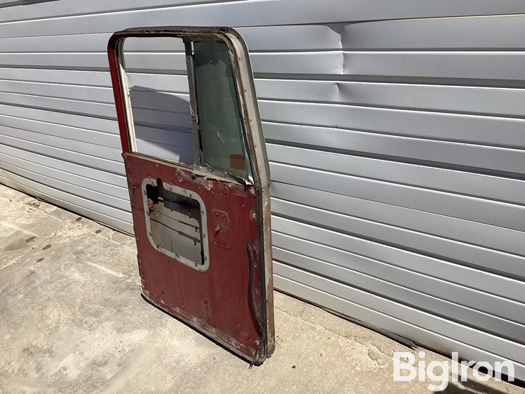kenworth-top-handle-driver-side-door-image-8