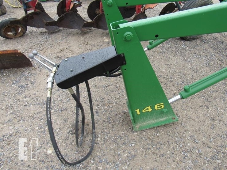 john-deere-146-image-2