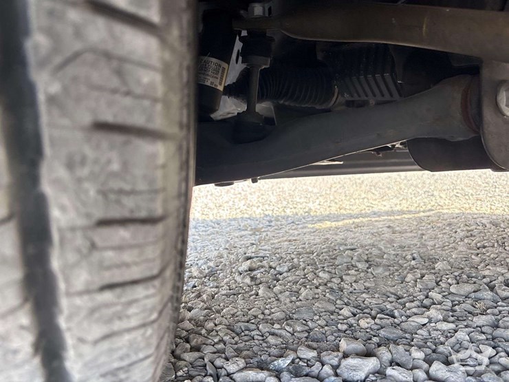 2017-ford-f150-image-23