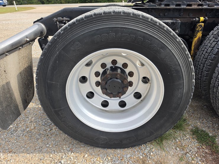 2006-peterbilt-379-image-134