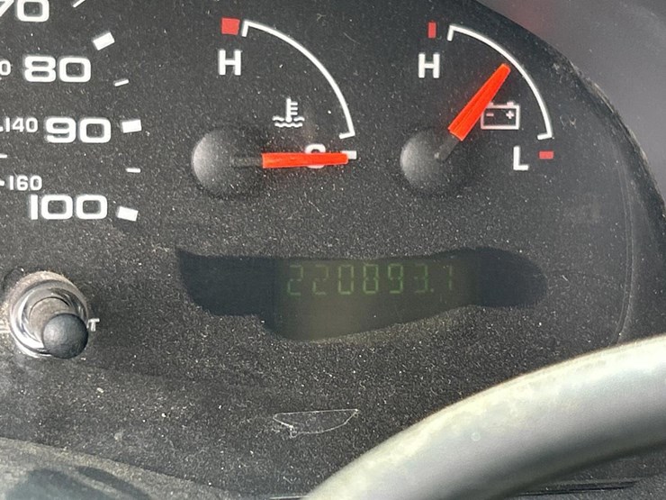 2006-ford-e350-image-36