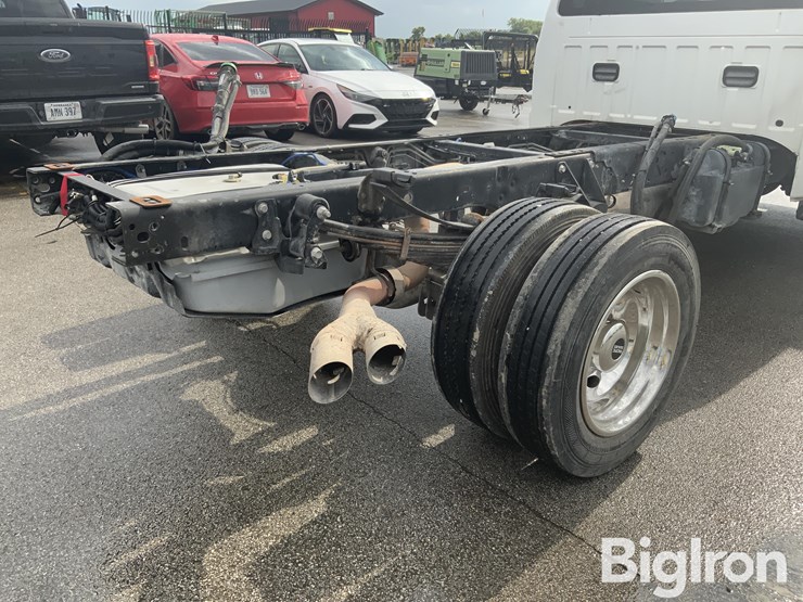 2015-ford-f550-xl-image-20