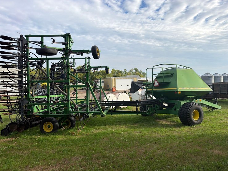 john-deere-777-image-3