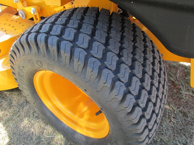 #50185-•-unused-2025-cub-cadet-pro-z-700-zero-turn-mower-1a30sh70011-inv#50185-image-5