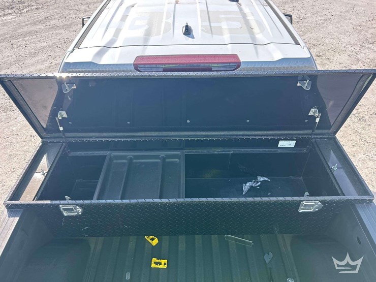 2022-chevrolet-silverado-1500-image-21