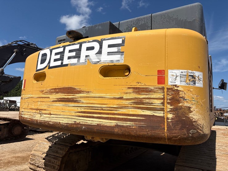 2012-deere-470g-lc-image-24
