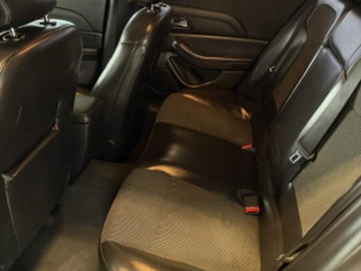 2016-chevrolet-malibu-limited-sdn-image-32