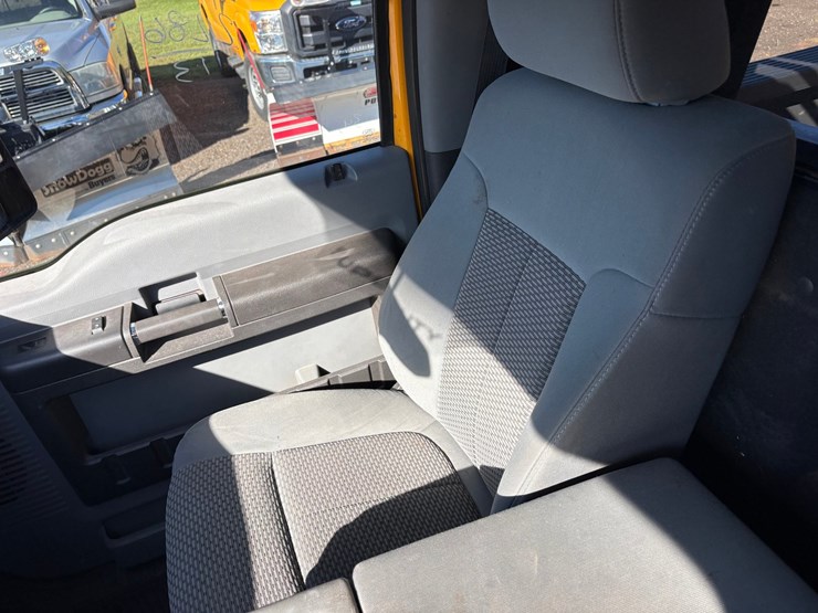 2013-ford-f350-image-62