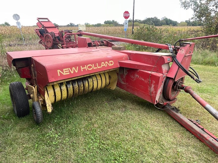 new-holland-273-image-2