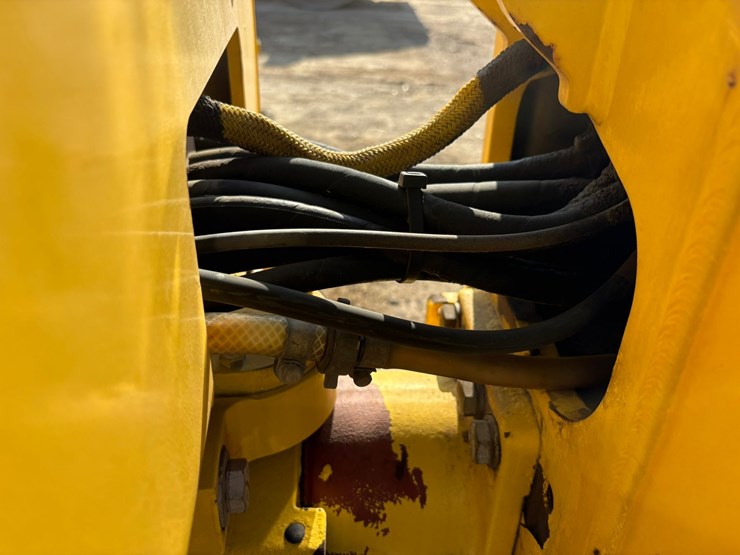 2012-bomag-bw120ad-4-image-15