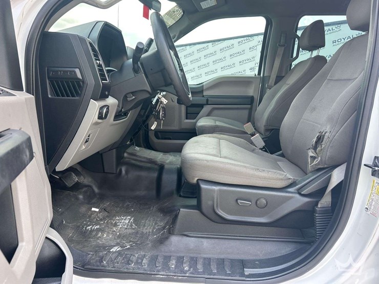 2020-ford-f150-image-13