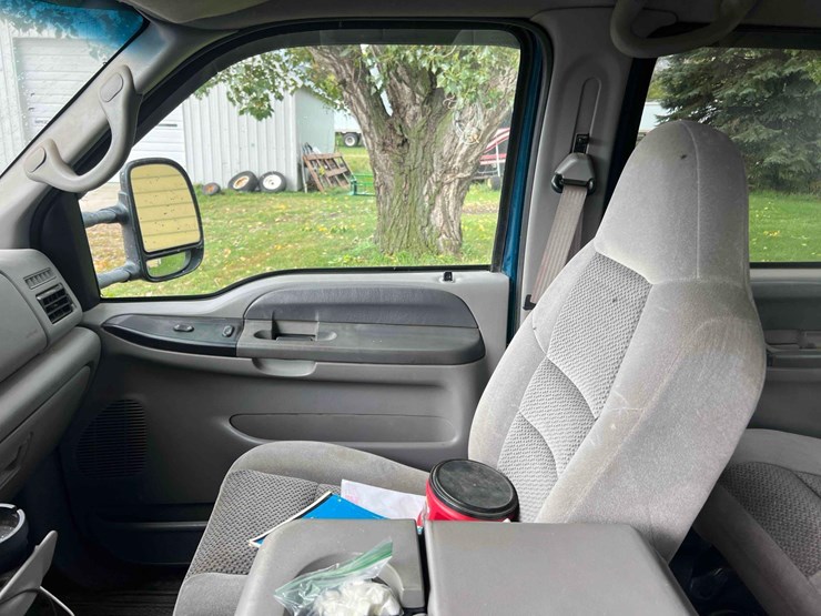 2001-ford-f250-image-17
