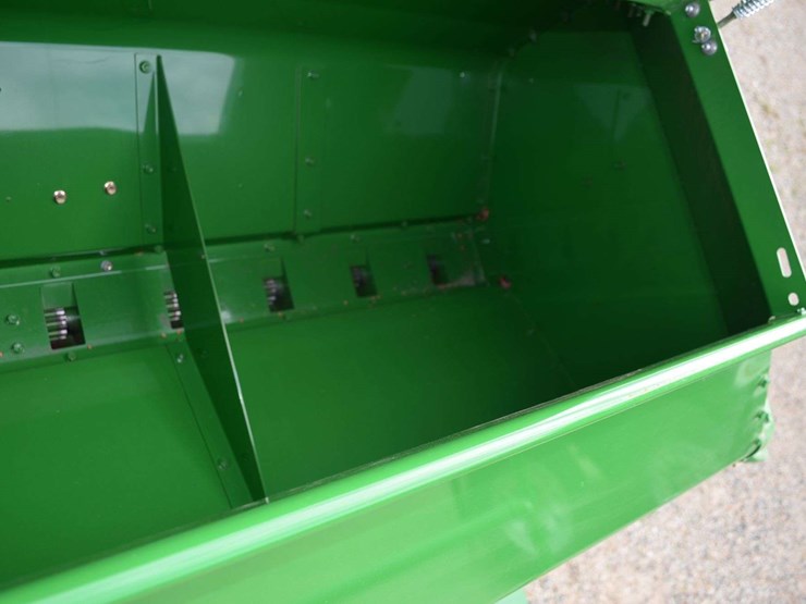 2016-john-deere-1590-image-23