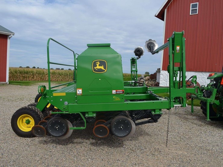 2016-john-deere-1590-image-2