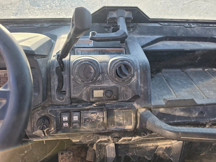 #25284-•-2022-can-am-defender-max-limited-hd10-motorcycle-image-56