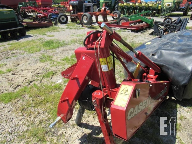 2022-case-ih-md83-image-7